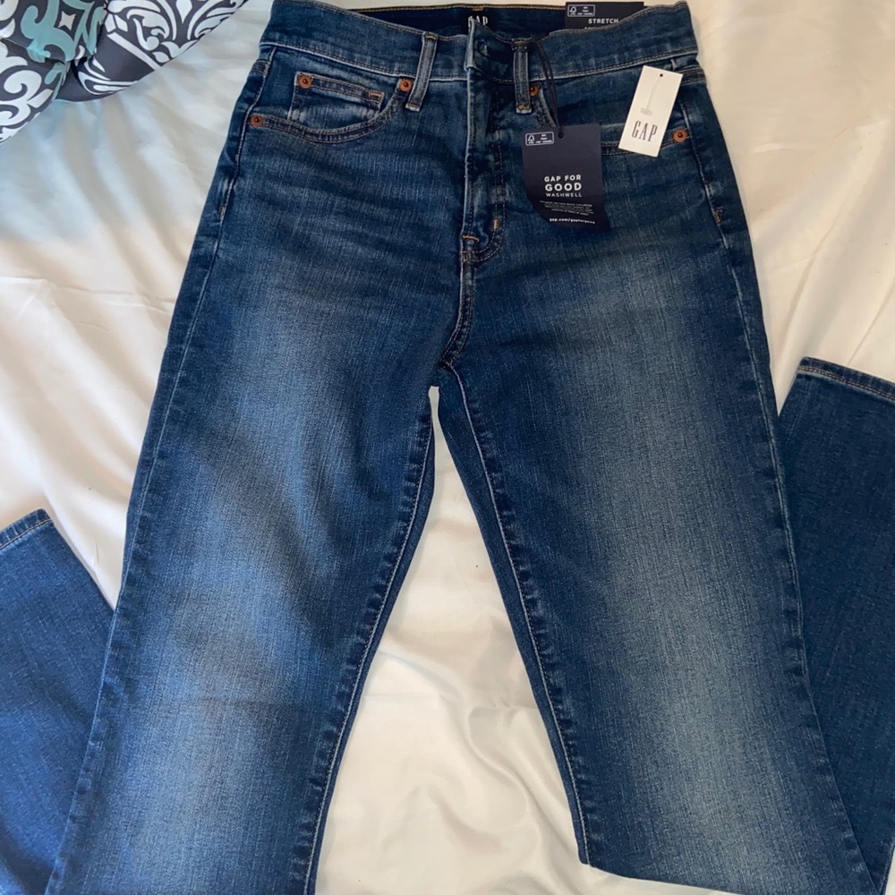 Gap Denim Woman’s Jeans - Picture 1 of 5